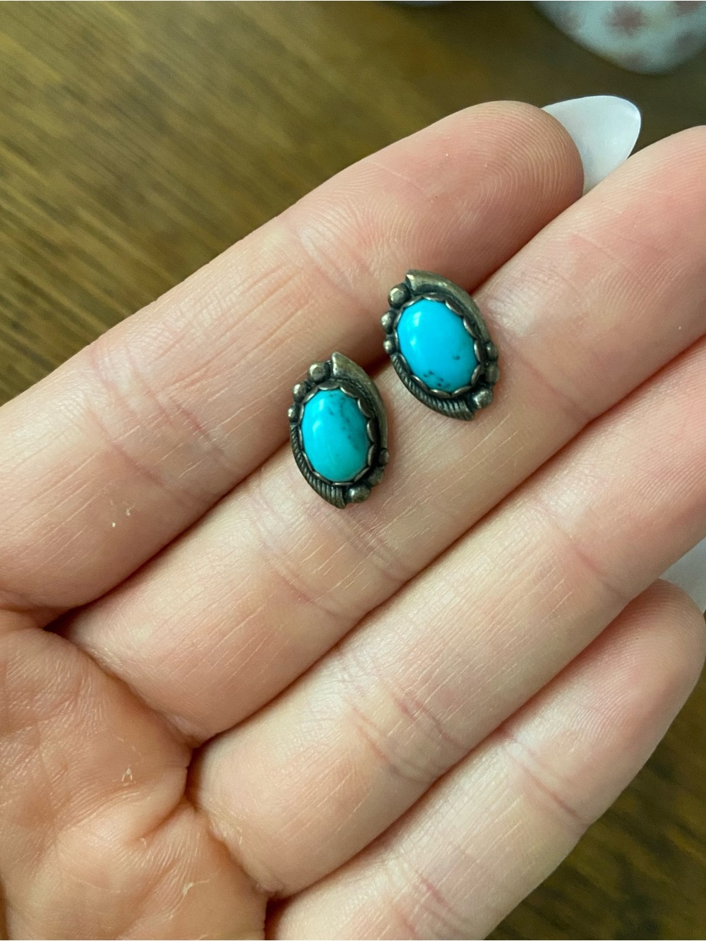 Turquoise Oval Stud Earrings in Silver Setting